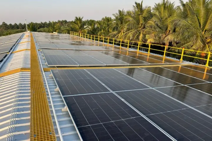 3. Custom aluminium mini rail 100kw solar mounting structure by Groena