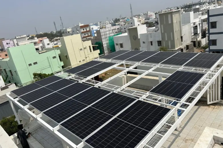 High Elevated 8 Feet Solar Structure Design Erode